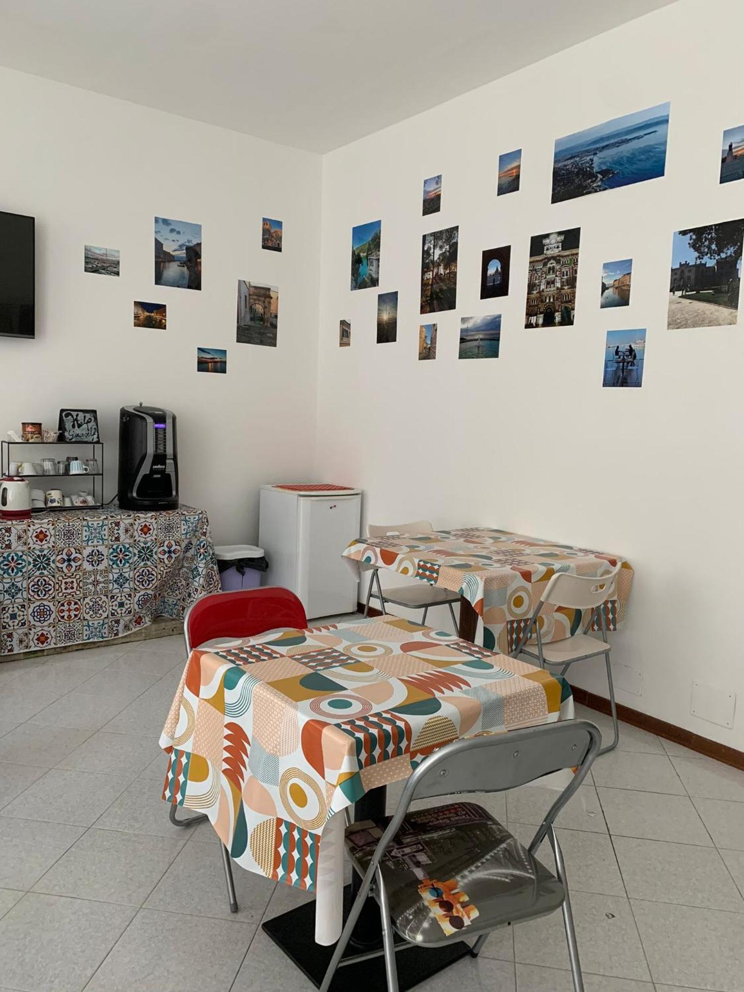 Smart Rooms Триест Экстерьер фото